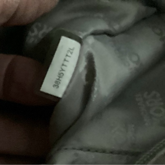 MICHAEL, MICHAEL KORS GENTLY USED GRAY SHOULDER BAG - Picture 5 of 6